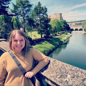 Meet your Posher, Cassidy